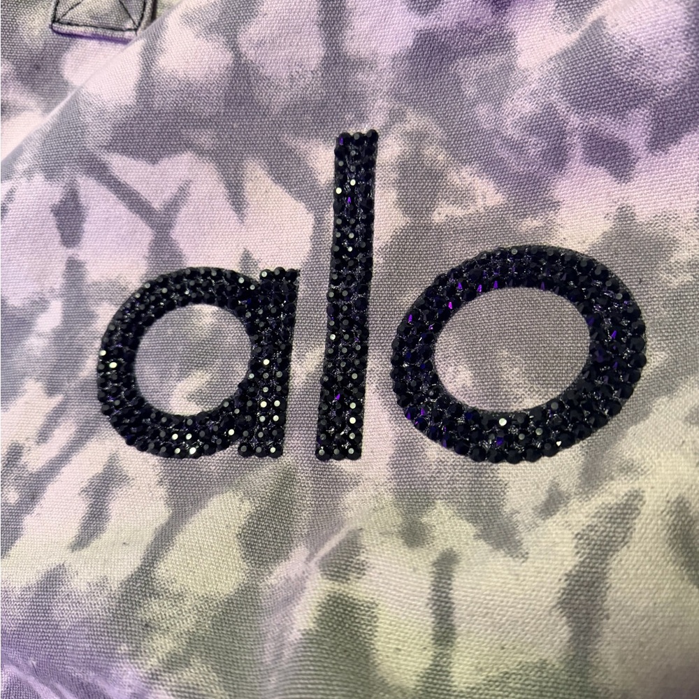 Bling ALO Yoga Black and Gray Patterned Tote Bag